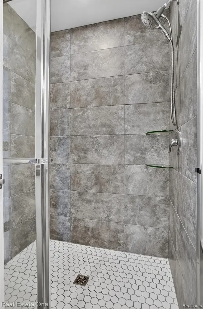 4799 Broomfield Way Orion Charter Township MI 48359