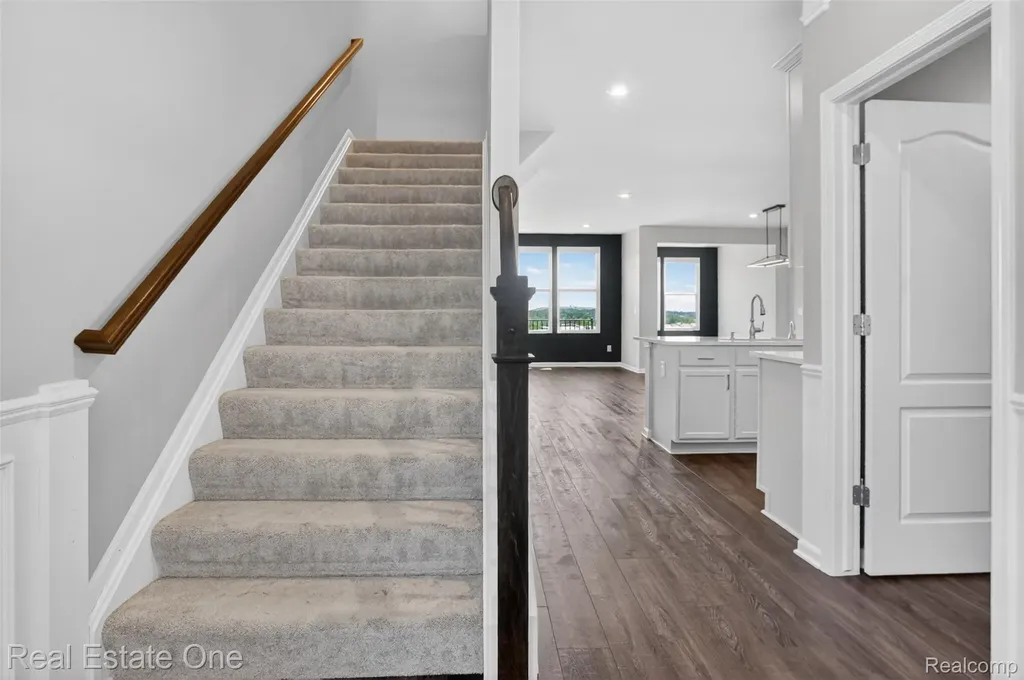 4799 Broomfield Way Orion Charter Township MI 48359