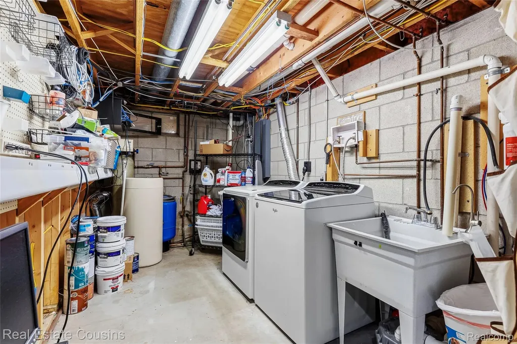13435 Lakebrook Drive Tyrone Township MI 48430
