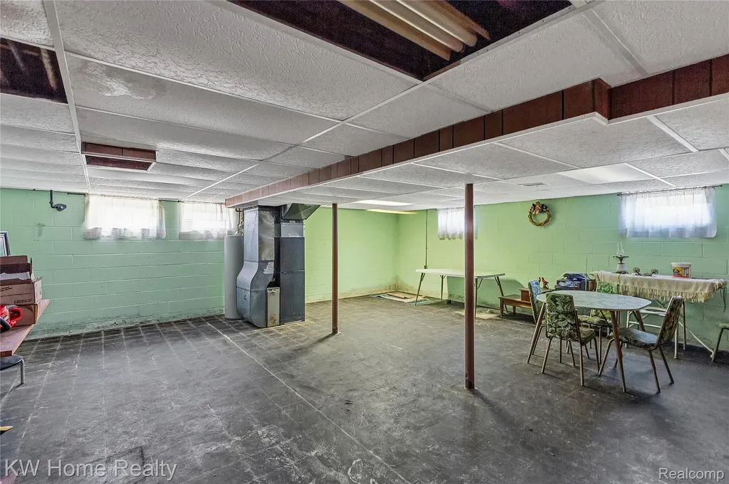 8801 Whitlock Avenue Dearborn City MI 48126