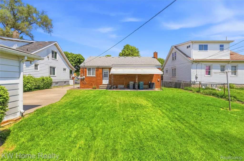 8801 Whitlock Avenue Dearborn City MI 48126