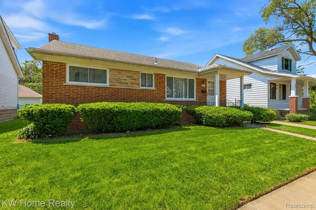 8801 Whitlock Avenue Dearborn City MI 48126