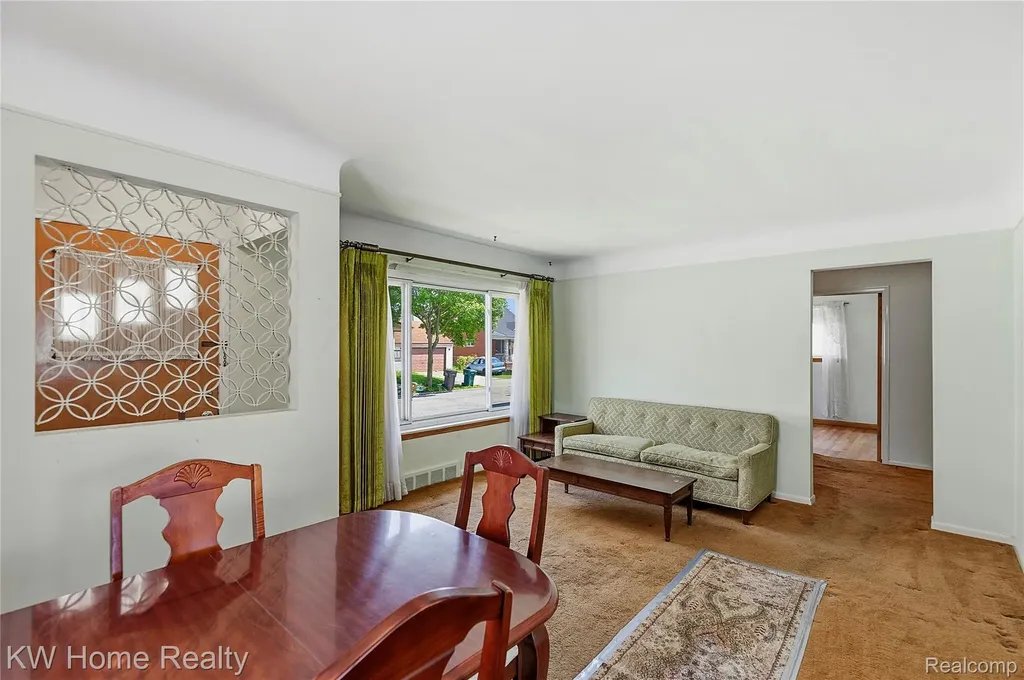 8801 Whitlock Avenue Dearborn City MI 48126