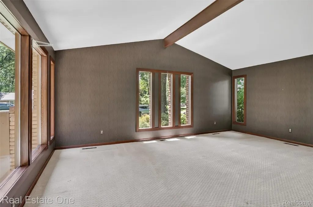 1309 Ashover Drive Bloomfield Hills City MI 48304
