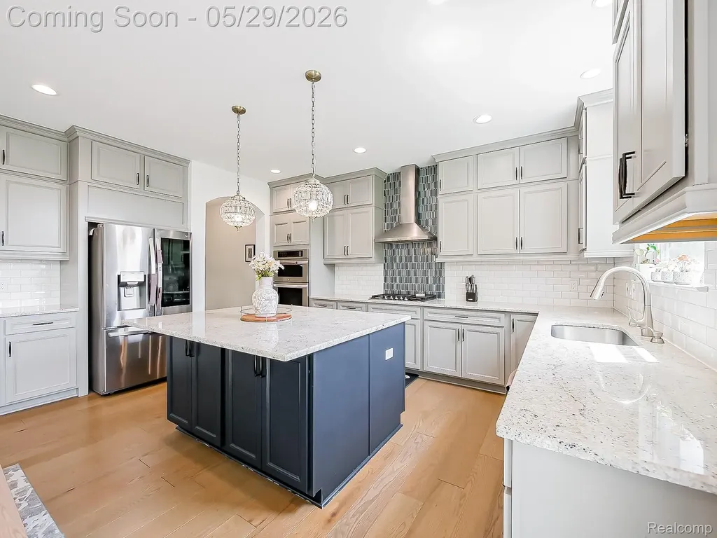 4054 Jayden Court Sterling Heights City MI 48314