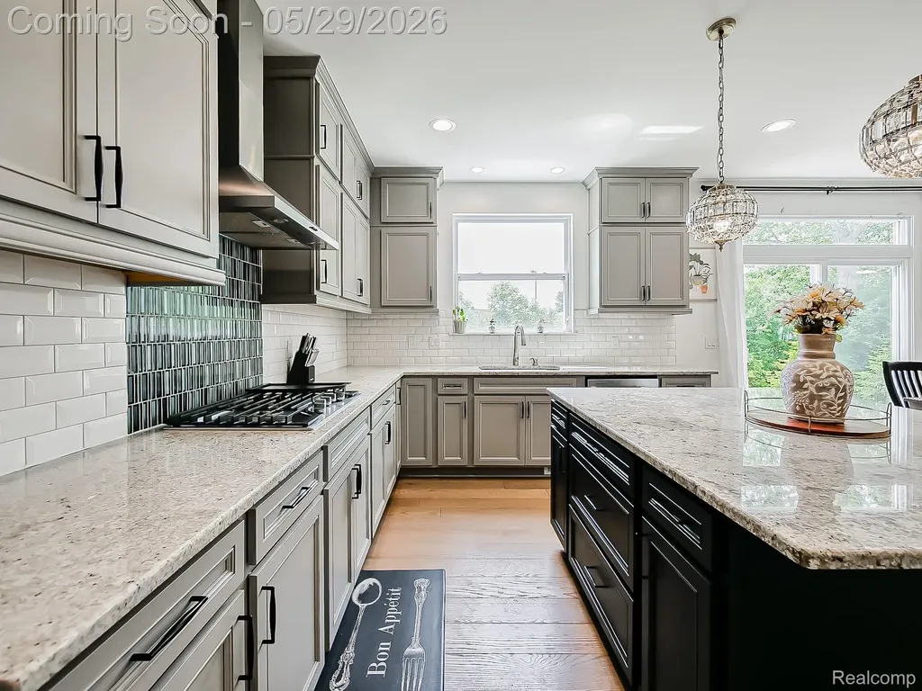 4054 Jayden Court Sterling Heights City MI 48314