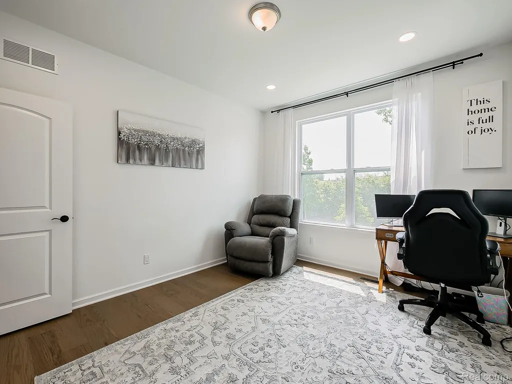 4054 Jayden Court Sterling Heights City MI 48314