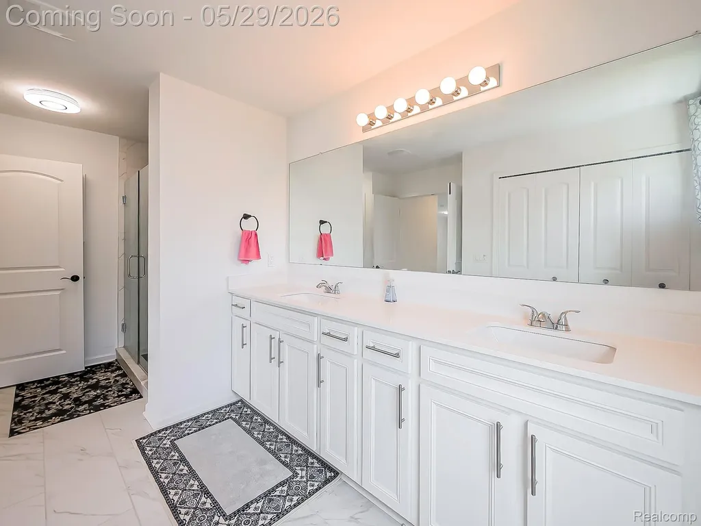 4054 Jayden Court Sterling Heights City MI 48314