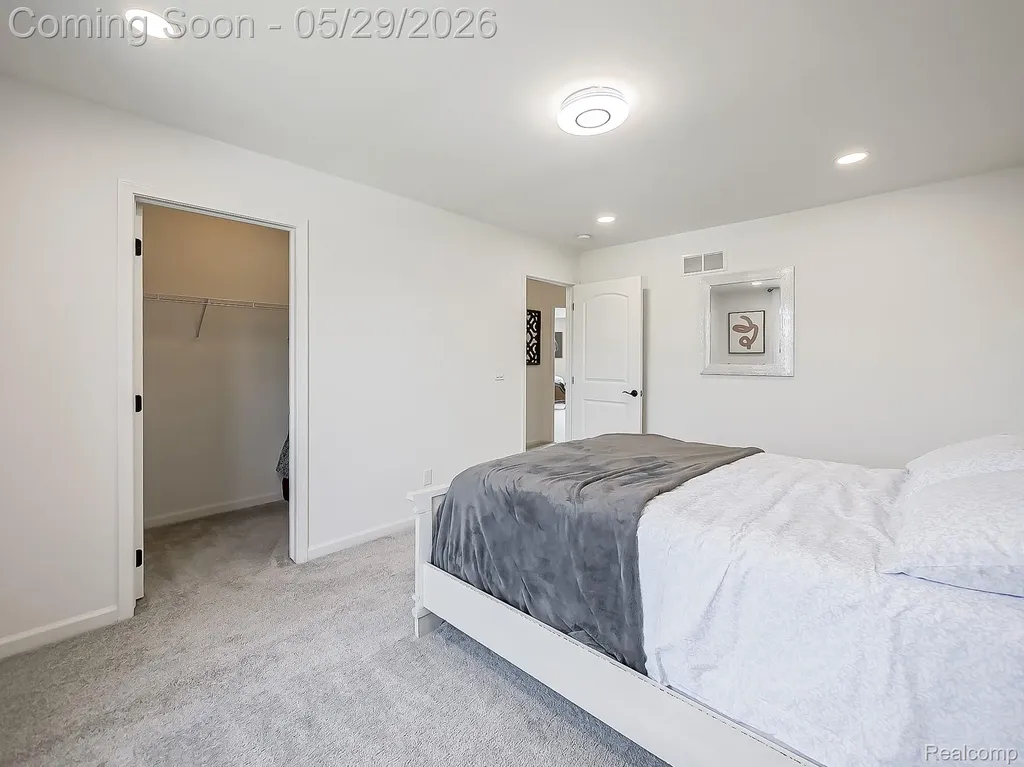 4054 Jayden Court Sterling Heights City MI 48314