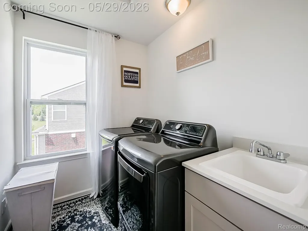 4054 Jayden Court Sterling Heights City MI 48314