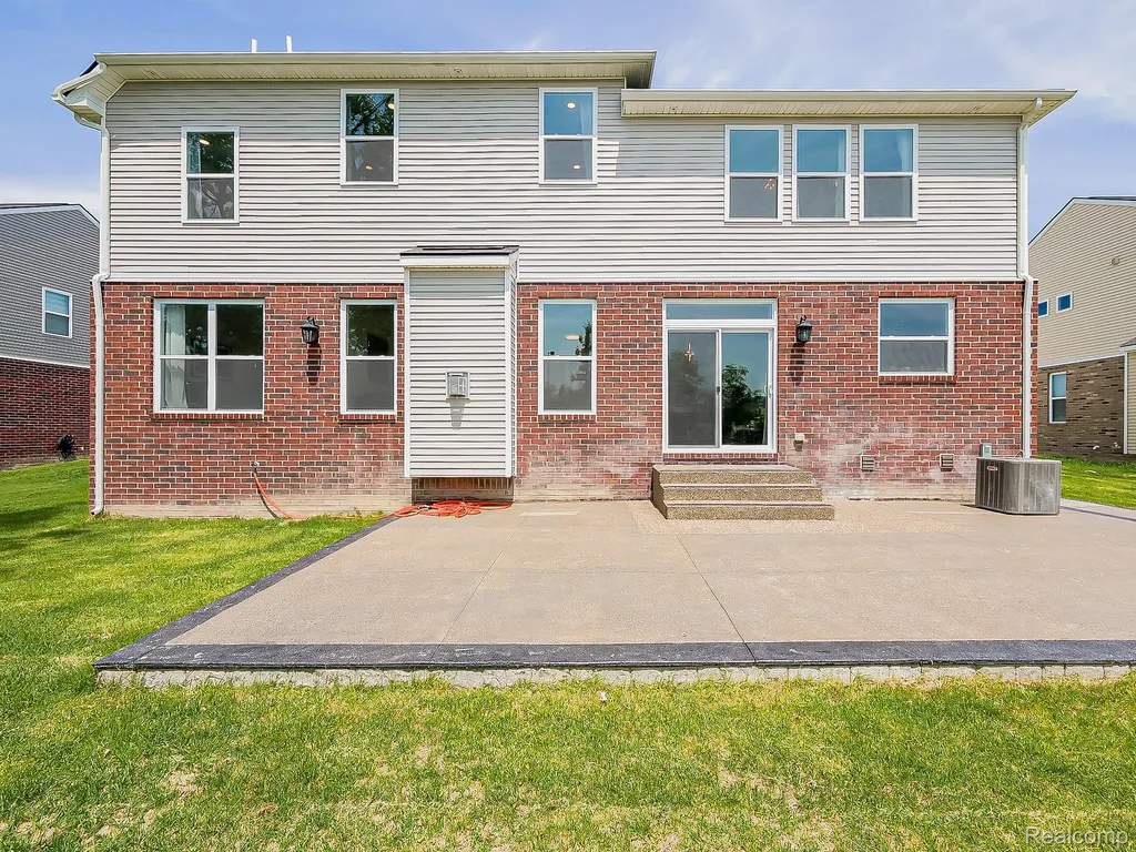 4054 Jayden Court Sterling Heights City MI 48314