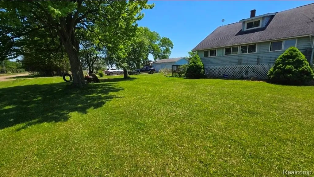 2101 Mushroom Road Moore Township MI 48472