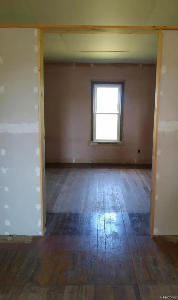 2101 Mushroom Road Moore Township MI 48472