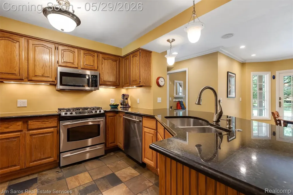 820 Westchester Road Grosse Pointe Park City MI 48230