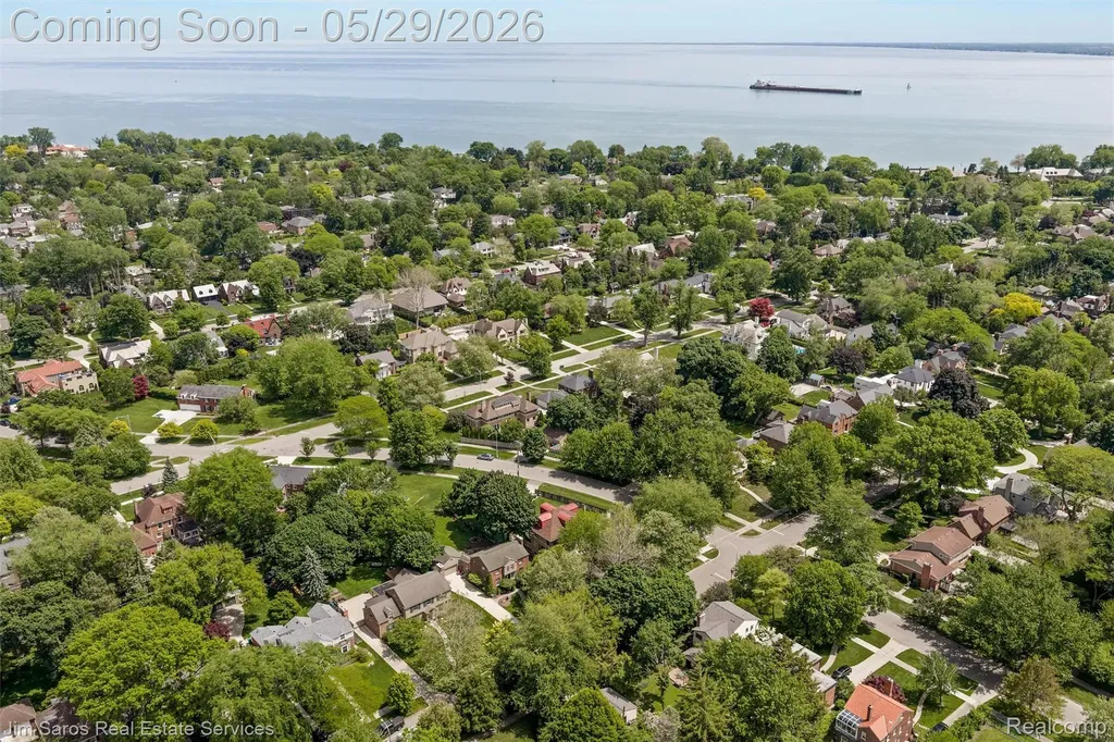 820 Westchester Road Grosse Pointe Park City MI 48230