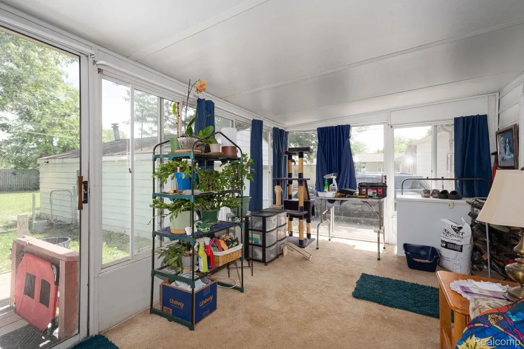 2109 Deerfield Drive Flint Charter Township MI 48532