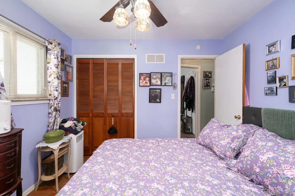 2109 Deerfield Drive Flint Charter Township MI 48532