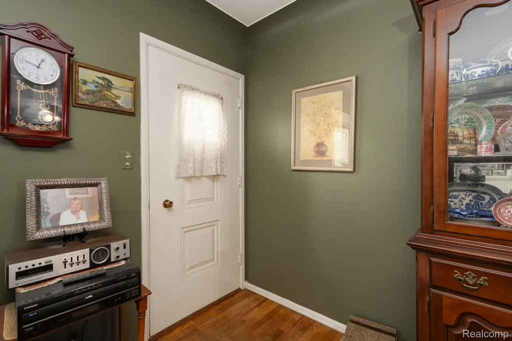 2109 Deerfield Drive Flint Charter Township MI 48532