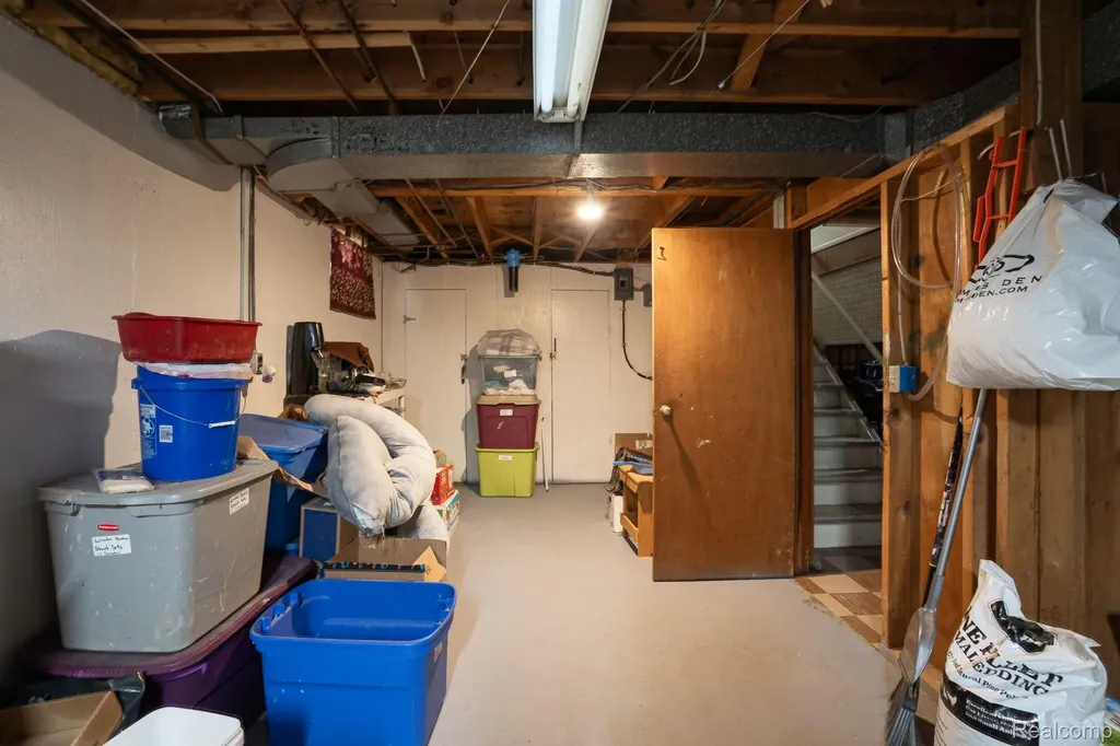 2109 Deerfield Drive Flint Charter Township MI 48532