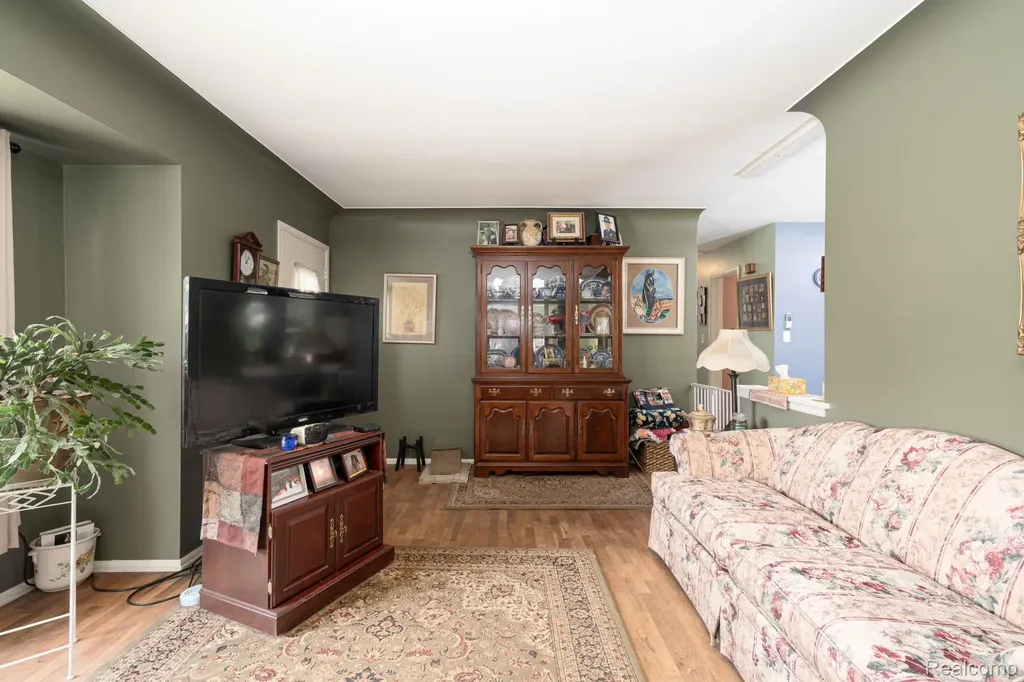2109 Deerfield Drive Flint Charter Township MI 48532