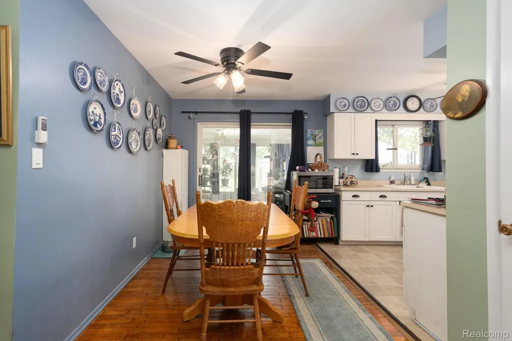 2109 Deerfield Drive Flint Charter Township MI 48532