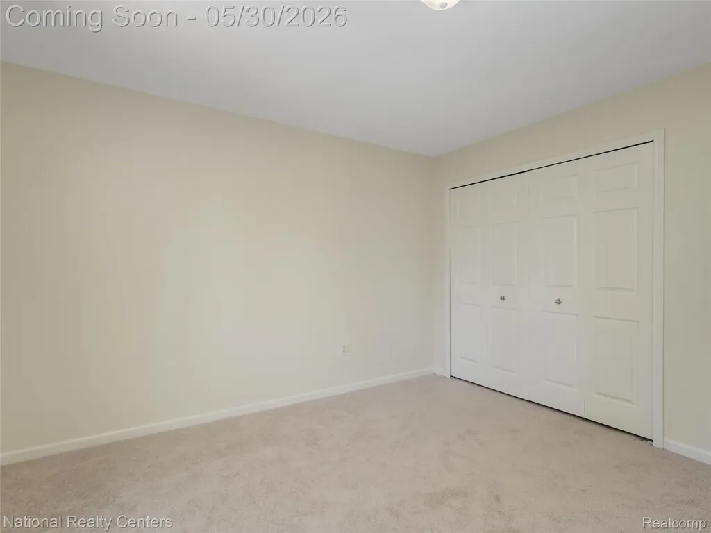 47245 N Pointe Drive Canton Charter Township MI 48187