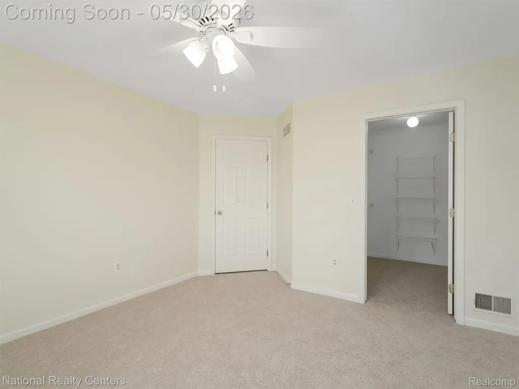 47245 N Pointe Drive Canton Charter Township MI 48187
