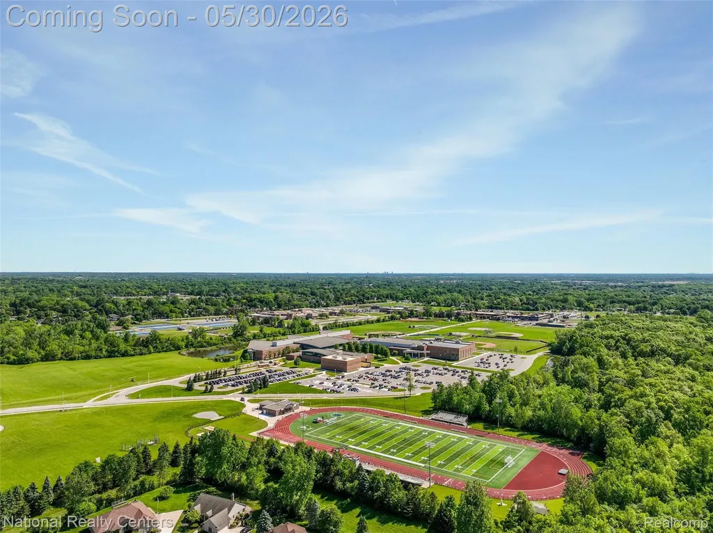 47245 N Pointe Drive Canton Charter Township MI 48187