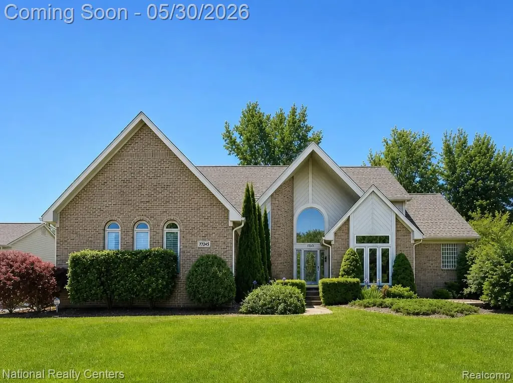 47245 N Pointe Drive Canton Charter Township MI 48187