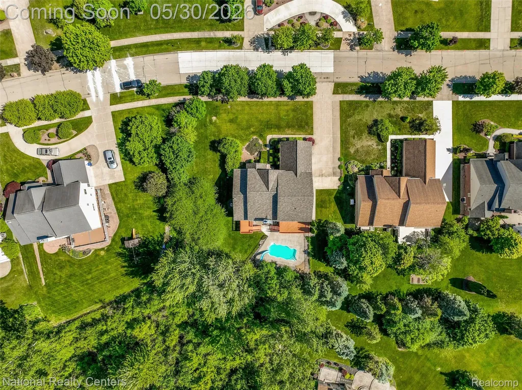 47245 N Pointe Drive Canton Charter Township MI 48187