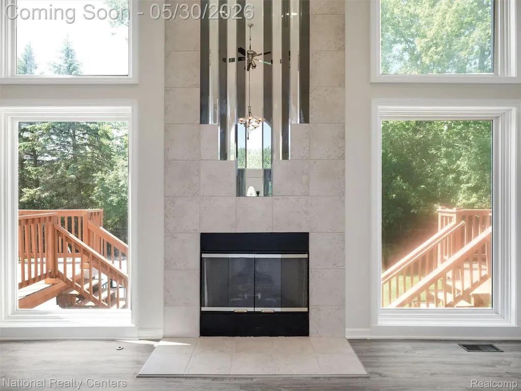 47245 N Pointe Drive Canton Charter Township MI 48187