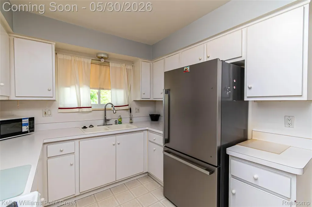 3628 Jennifer Drive Sterling Heights City MI 48310