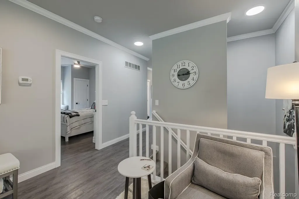 7466 Village Court Springfield Charter Township MI 48350