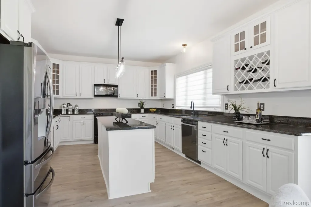 16565 Sherwood Lane Northville Township MI 48168