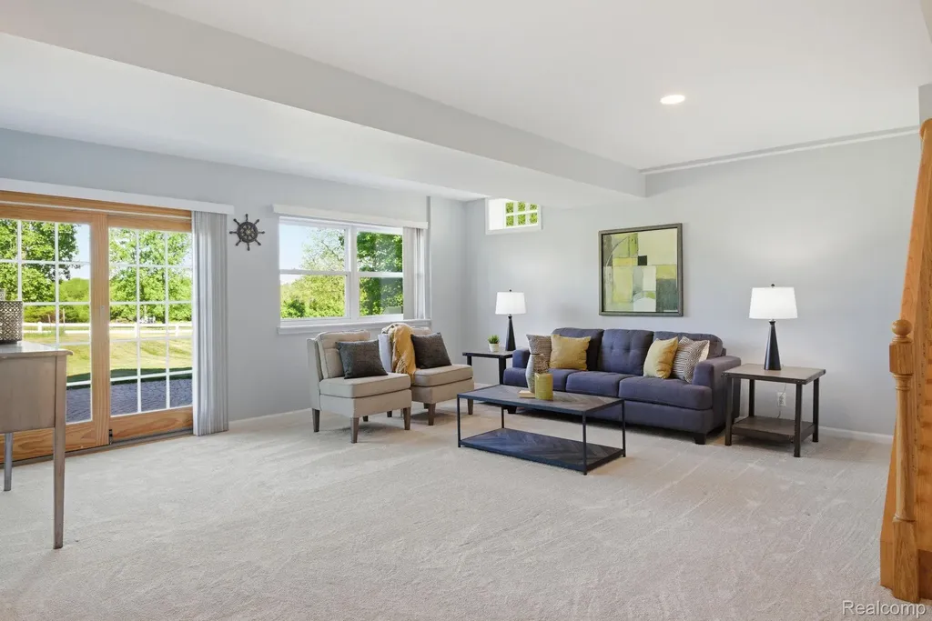 16565 Sherwood Lane Northville Township MI 48168