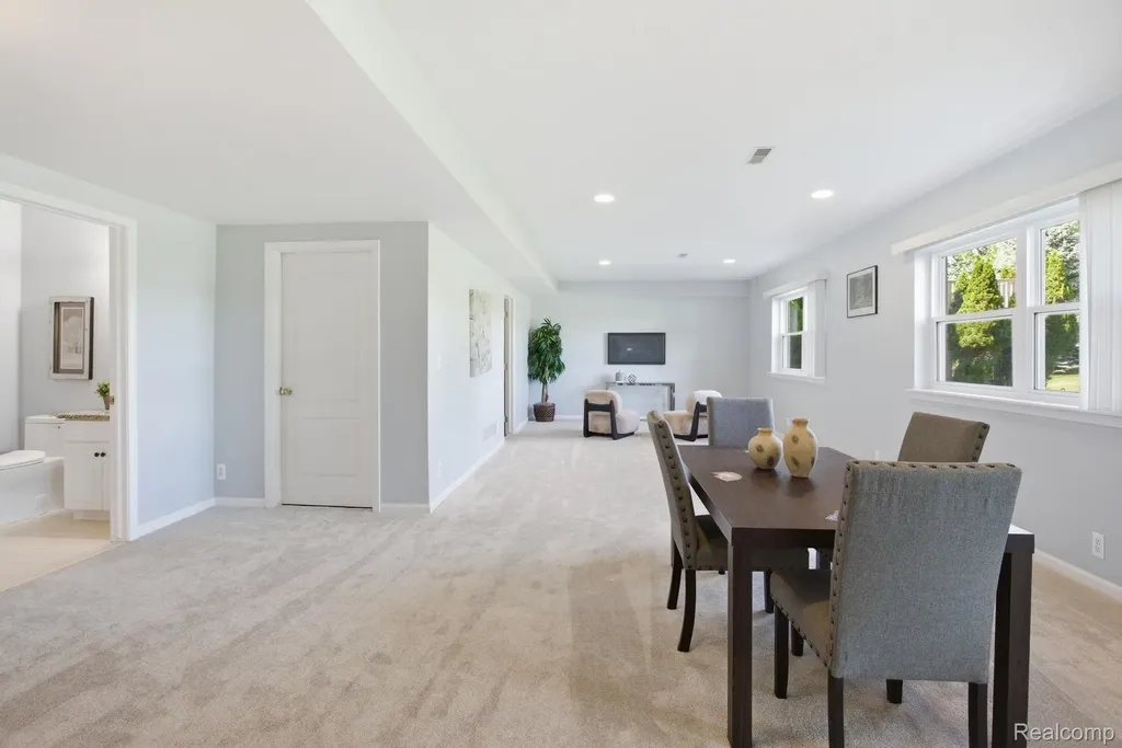 16565 Sherwood Lane Northville Township MI 48168