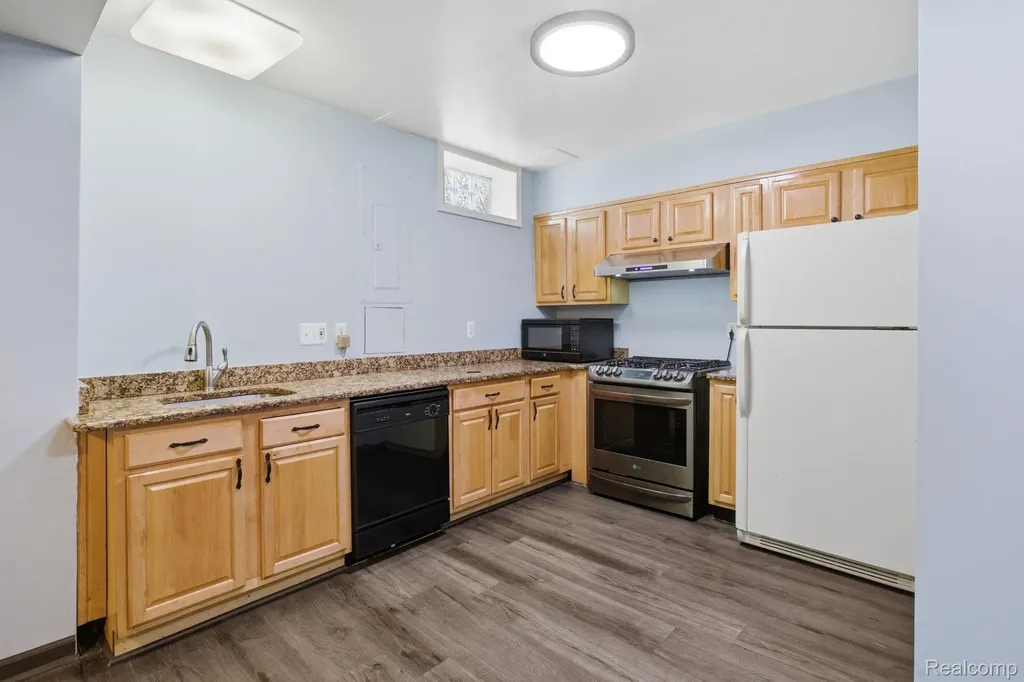 16565 Sherwood Lane Northville Township MI 48168