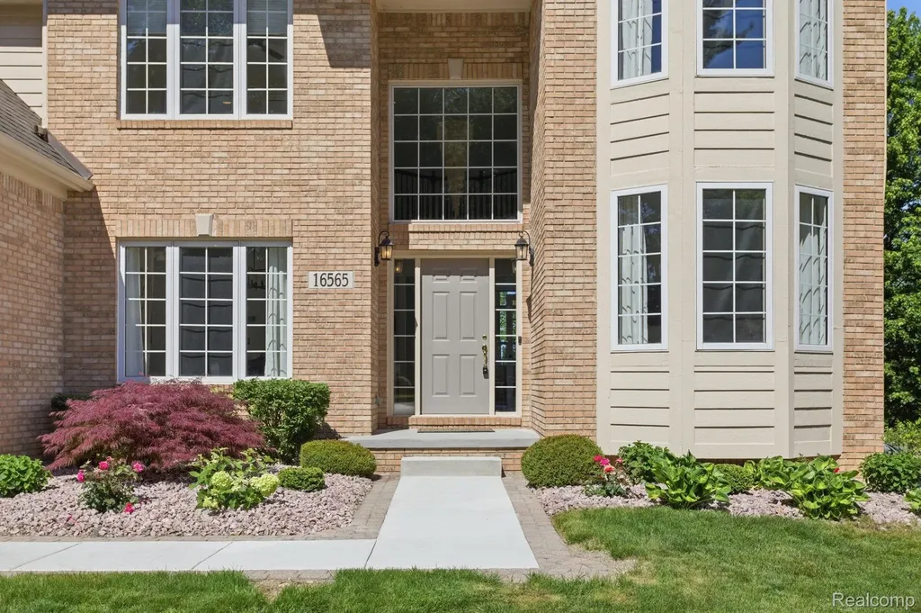 16565 Sherwood Lane Northville Township MI 48168
