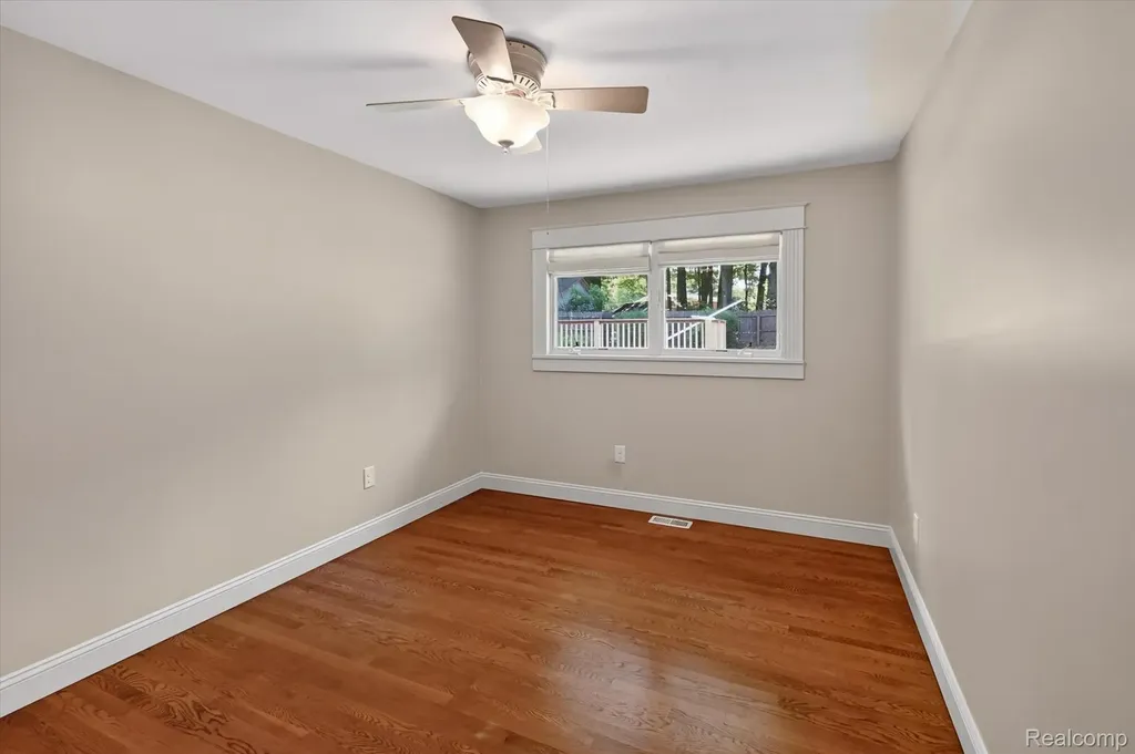 419 W Walnut Street St. Charles Village MI 48655