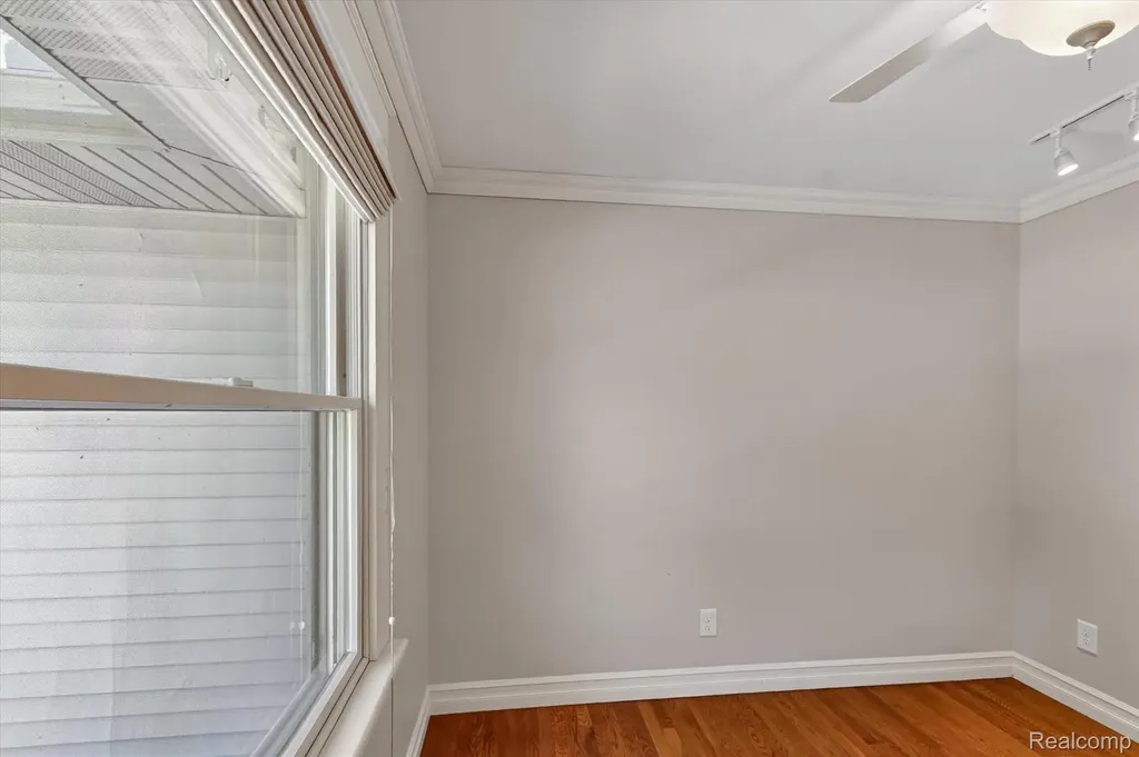 419 W Walnut Street St. Charles Village MI 48655