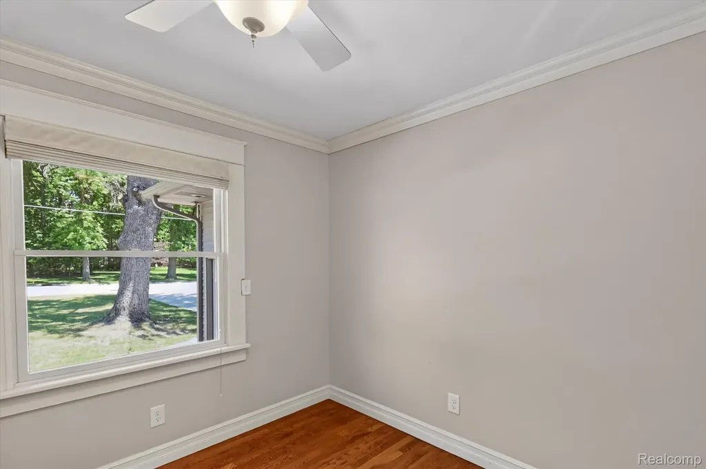 419 W Walnut Street St. Charles Village MI 48655