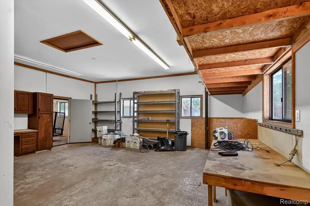 419 W Walnut Street St. Charles Village MI 48655