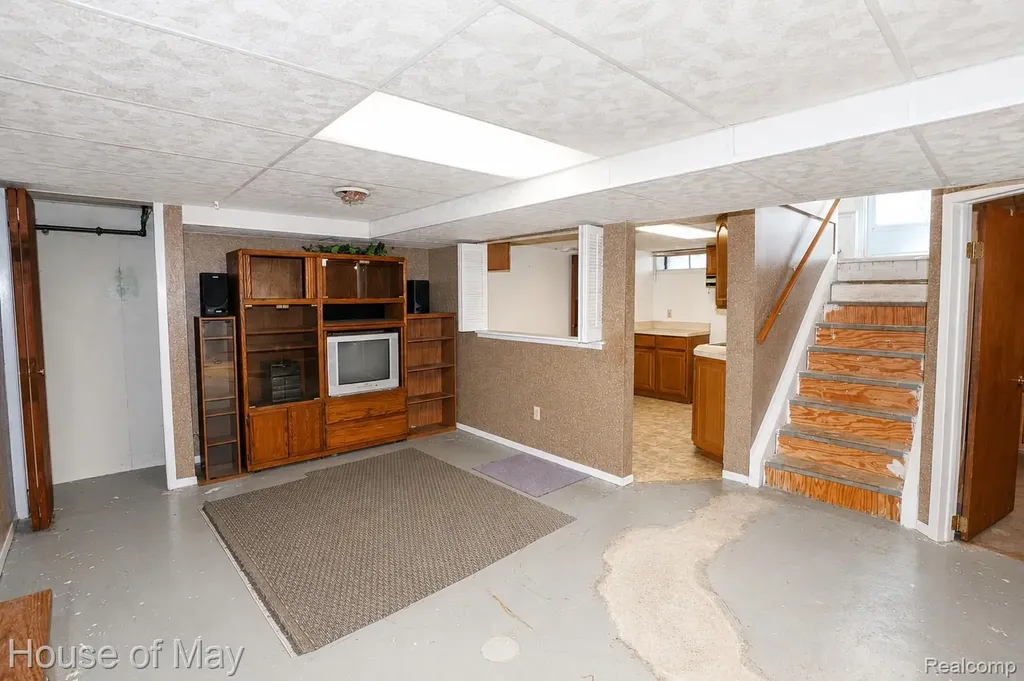 18233 Ruth Street Melvindale City MI 48122