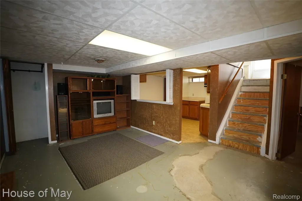 18233 Ruth Street Melvindale City MI 48122