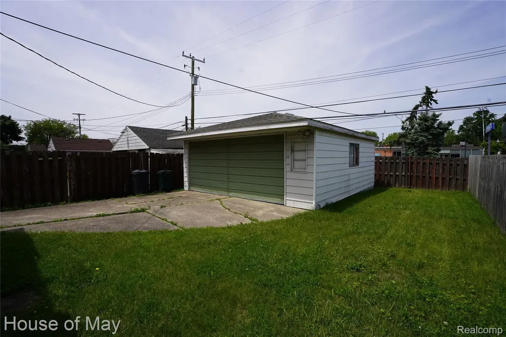 18233 Ruth Street Melvindale City MI 48122