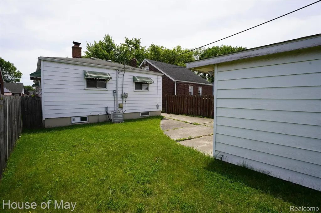 18233 Ruth Street Melvindale City MI 48122