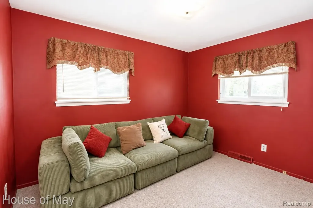 18233 Ruth Street Melvindale City MI 48122