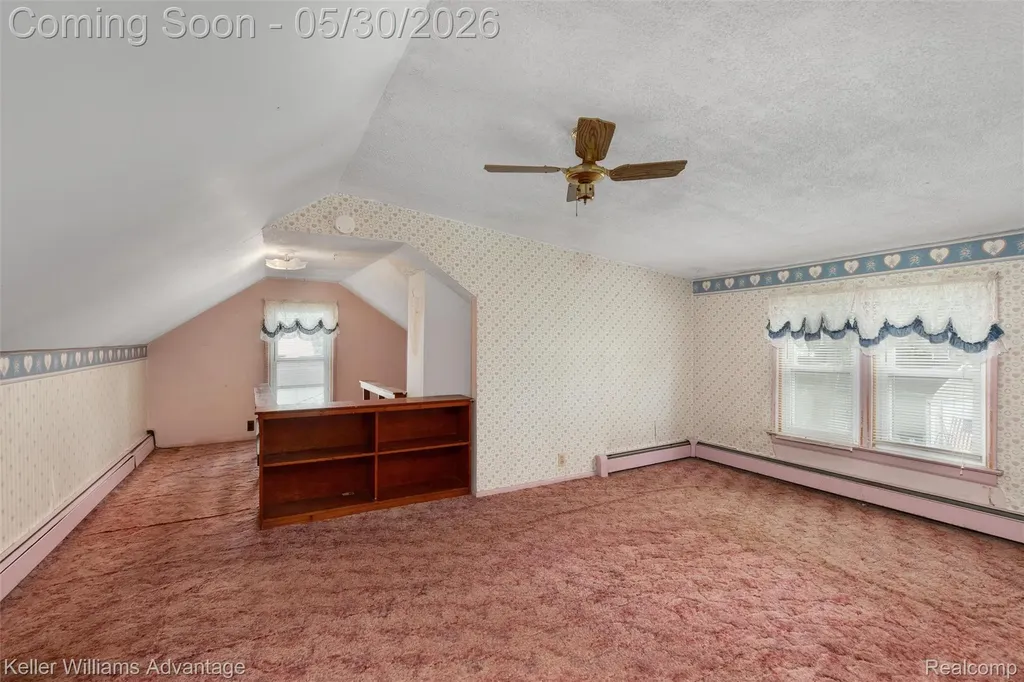 19302 Negaunee Redford Charter Township MI 48240