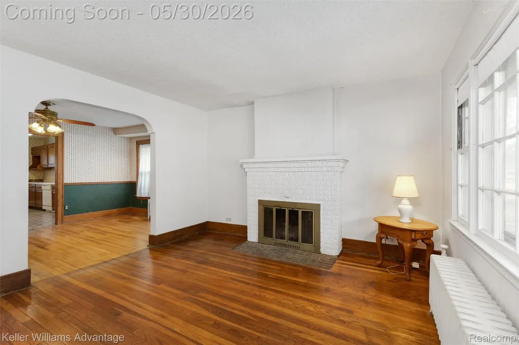 19302 Negaunee Redford Charter Township MI 48240