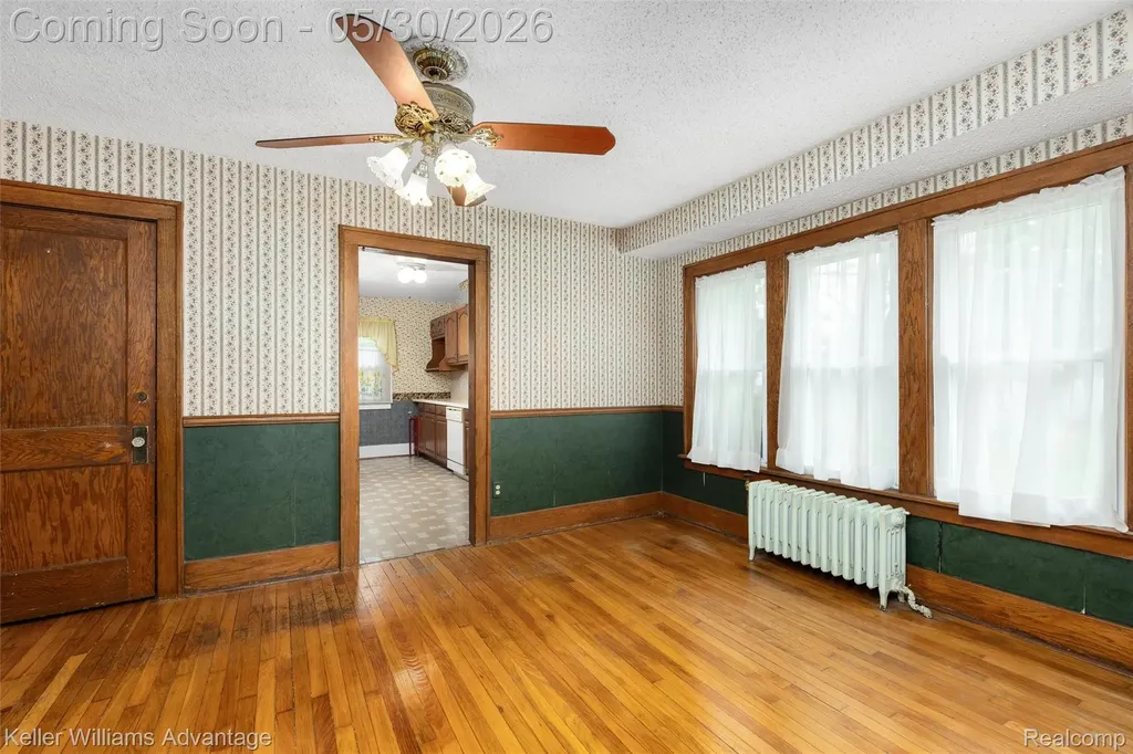 19302 Negaunee Redford Charter Township MI 48240